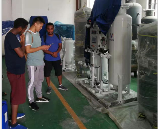 Pelanggan Ethiopia datang ke syarikat kami untuk memeriksa penjana oksigen